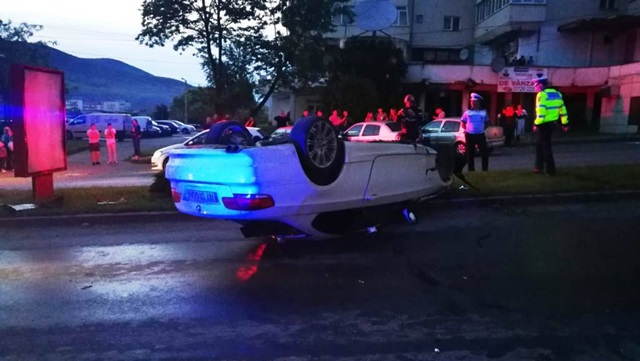 Poliția Neamț: Viteza și starea drumului au provocat accidentul de pe Calea Romanului. Galerie foto, ZCH NEWS - sursa ta de informații