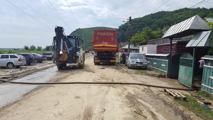 Trafic blocat în zona Agârcia-Văleni cât lucrează pompierii, ZCH NEWS - sursa ta de informații