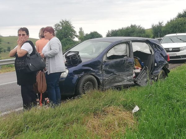 Viteza este cauza accidentului cu trei mașini implicate, de pe DN 15, ZCH NEWS - sursa ta de informații