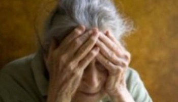 Bătrână de 90 de ani, agresată de nepot pentru că nu i-a dat bani, ZCH NEWS - sursa ta de informații