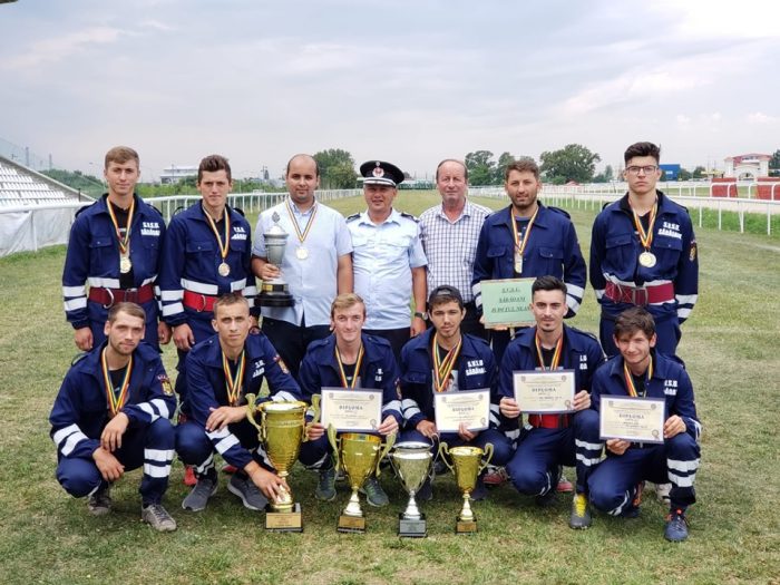 FOTO: Pompierii voluntari de la Săbăoani, cei mai buni din țară