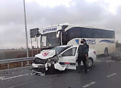 FOTO: Accident grav, cu o persoană rămasă încarcerată, un autobuz implicat, ZCH NEWS - sursa ta de informații