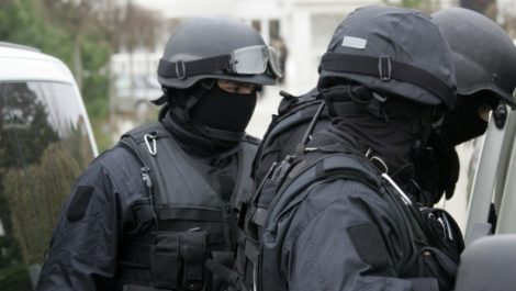 Scandal şi bătăi aplanate de luptătorii SAS în Bâra, ZCH NEWS - sursa ta de informații