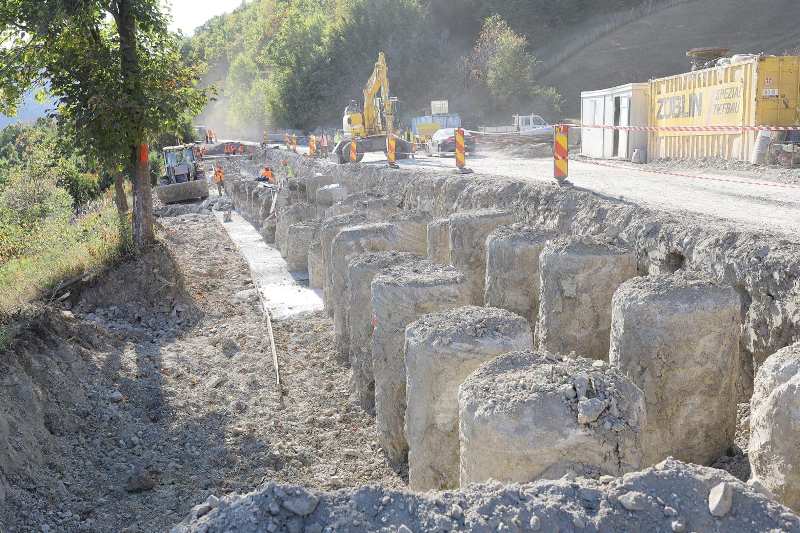 Vizită ministerială pe șantierul Bicaz-Poiana Largului: ”Se lucrează foarte intens! E ca la autostradă!”, ZCH NEWS - sursa ta de informații