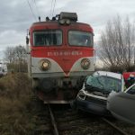 VIDEO/FOTO: Mașină lovită de tren, ZCH NEWS - sursa ta de informații