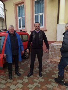 Două secții din Neamț au rămas fără lemne. A apărut și o primă plângere la poliție în procesul electoral, ZCH NEWS - sursa ta de informații