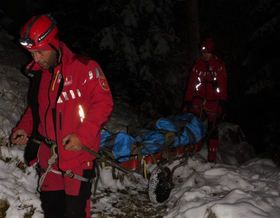 Bărbat de 76 de ani abandonat, azi noapte, în Masivul Ceahlău