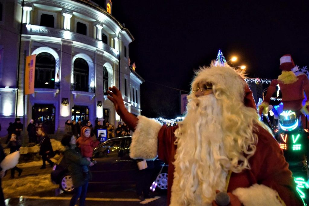 Moș Crăciun ajunge la Piatra-Neamț!, ZCH NEWS - sursa ta de informații