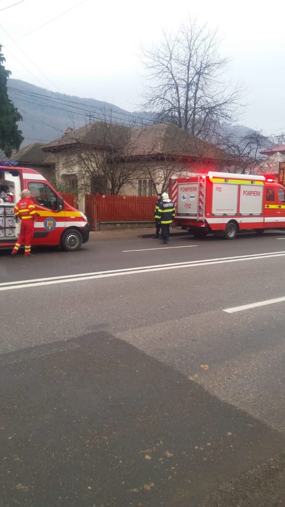 FOTO: Piatra Neamț: Două persoane găsite decedate în casă, ZCH NEWS - sursa ta de informații
