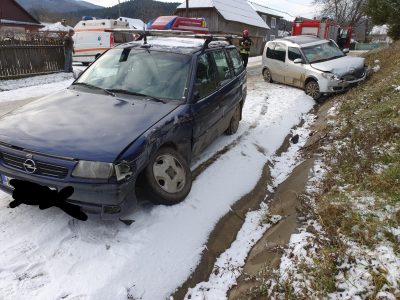 Accident cu doi răniți, după ce două mașini s-au ciocnit la Magazia, ZCH NEWS - sursa ta de informații