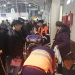 FOTO: Cad oamenii din picioare. Două ambulanțe și un SMURD la Piața Centrală, ZCH NEWS - sursa ta de informații