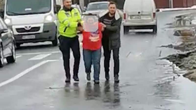 Târgu Neamţ: Scandal stradal lângă sediul Poliției
