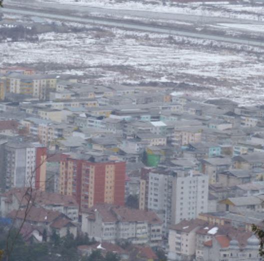 Vreme caldă și vânt la munte