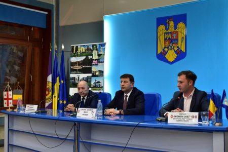 Ambasadorul Georgiei în vizită la Neamț, ZCH NEWS - sursa ta de informații