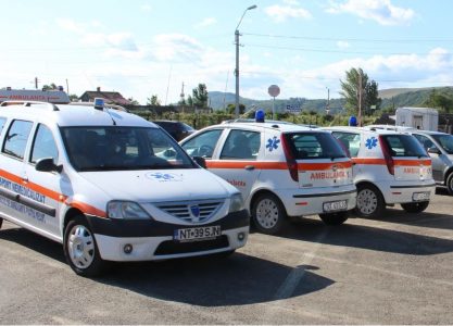 Ambulanța Neamț &#8211; recoltări de probe de la persoanele suspecte de coronavirus, izolate la domicilii, ZCH NEWS - sursa ta de informații