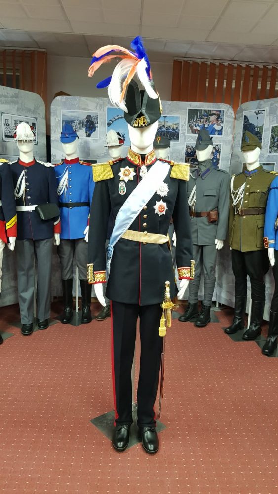 Inedită expoziție de uniforme ale jandarmilor la Muzeul de Artă Piatra Neamț, ZCH NEWS - sursa ta de informații