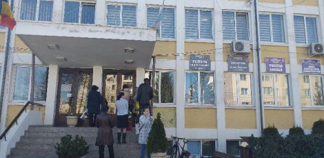 Târgu Neamţ: Restricţii la primărie şi Oborul închis, ZCH NEWS - sursa ta de informații