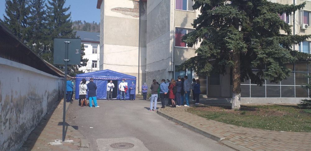 Târgu Neamţ: Asistentele medicale instruite de managerul spitalului, ZCH NEWS - sursa ta de informații