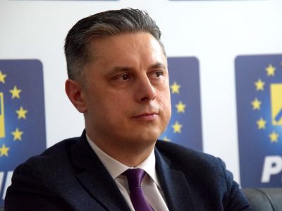 Președintele PNL Neamț Mugur Cozmanciuc: Guvernul oferă bani europeni pentru mediul de afaceri din județul Neamț, ZCH NEWS - sursa ta de informații