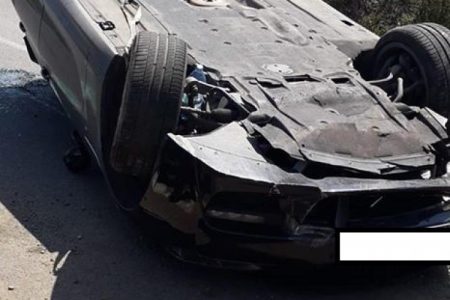 Un șofer începător s-a răsturnat cu mașina pe un drum proaspăt asfaltat, ZCH NEWS - sursa ta de informații