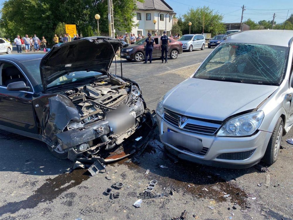 Un șofer grăbit a spulberat trei mașini, ZCH NEWS - sursa ta de informații