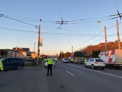 Polițiștii rutieri au dat peste 100 de amenzi transportatorilor, în Neamț, ZCH NEWS - sursa ta de informații