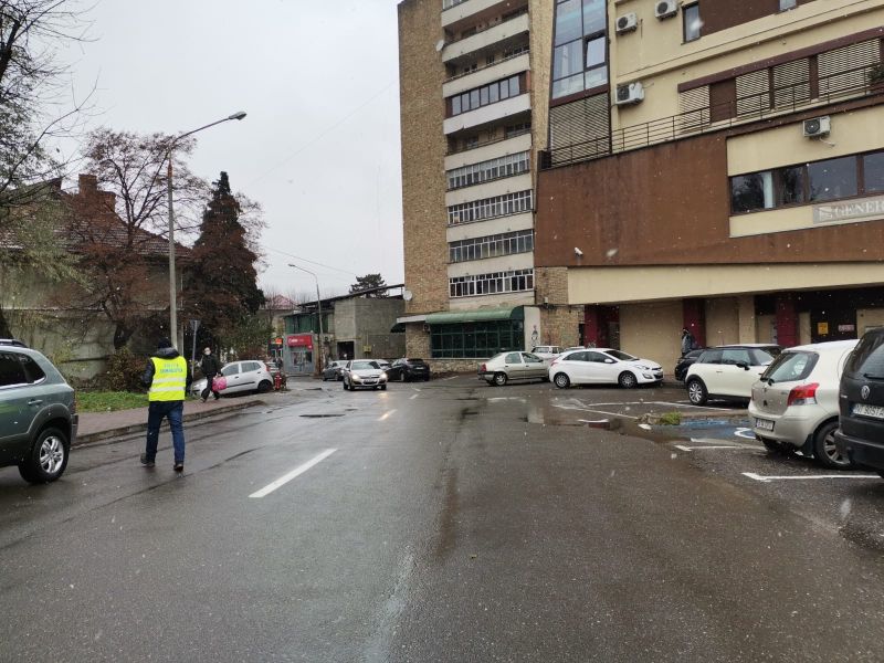 Piatra Neamț: O femeie de 81 de ani a căzut de le etajul V al blocului C1, ZCH NEWS - sursa ta de informații