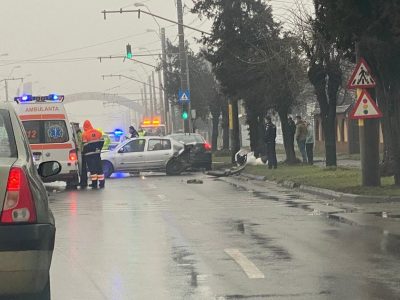 Carambol la ieșirea din Piatra-Neamț, doi șoferi răniți, ZCH NEWS - sursa ta de informații