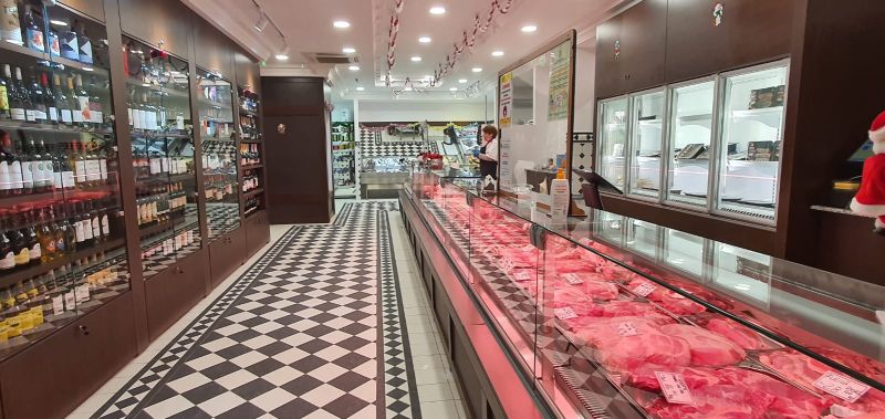 La băcănie – magazinul cu cea mai ieftină carne de porc și cel mai gustos prosciutto crudo, ZCH NEWS - sursa ta de informații