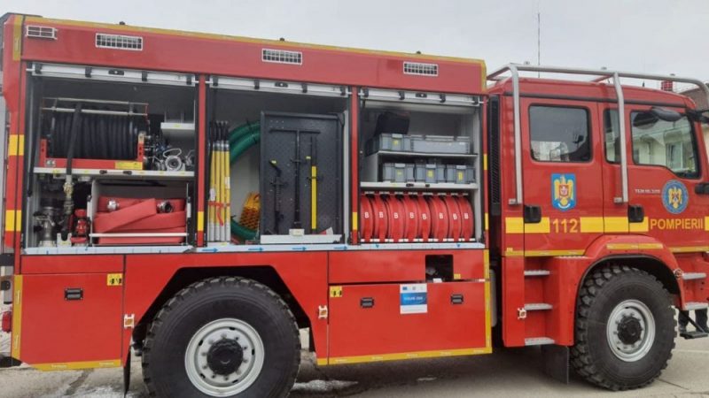 Pompierii nemțeni au primit două autospeciale pentru intervenția la incendiile de pădure, ZCH NEWS - sursa ta de informații