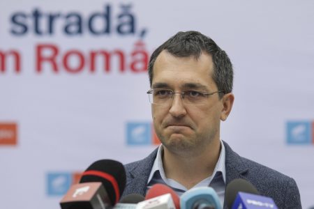 Vlad Voiculescu out, Dan Barna ministru interimar al Sănătății, ZCH NEWS - sursa ta de informații