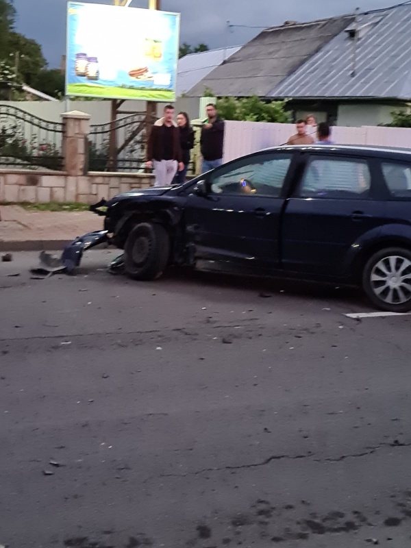 FOTO: Accident în Târgu Neamț, cel puțin o victimă, ZCH NEWS - sursa ta de informații