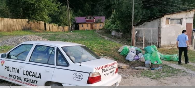 Gunoi scump la Piatra-Neamț: 10 „cetățeni” amendați cu 3.200 lei pentru că au aruncat mizeria aiurea, ZCH NEWS - sursa ta de informații