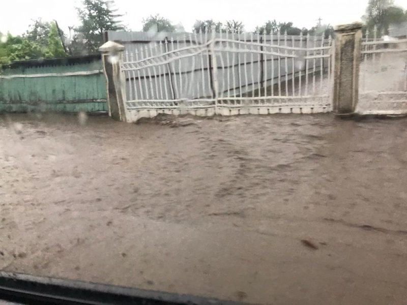 Urgie! Drumuri inundate, oameni evacuați, zeci de gospodării inundate, ZCH NEWS - sursa ta de informații
