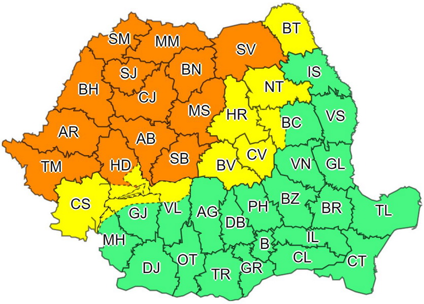 COD GALBEN Furtuni în Bacău, Botoşani şi Neamţ; Suceava e avertizată cu COD PORTOCALIU, ZCH NEWS - sursa ta de informații