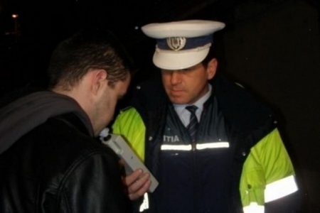 Tânăr arestat după ce a condus băut și cu permisul suspendat, ZCH NEWS - sursa ta de informații