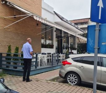 Amenzi și avertismente pentru terase fără autorizaţie în Piatra-Neamţ, ZCH NEWS - sursa ta de informații