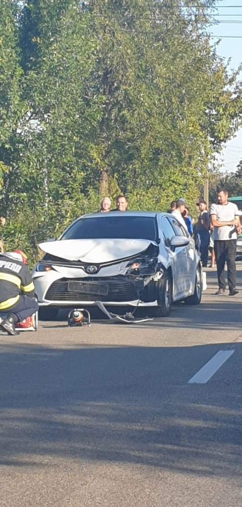 FOTO Ciocnirea a 3 vehicole la Oşlobeni-Bodeşti s-a soldat cu o victimă, ZCH NEWS - sursa ta de informații