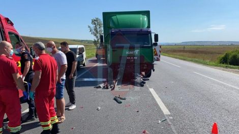 Accidente de sezon: mai mulți răniți după coliziunea dintre o căruță și un autoturism, alte 4 mașini s-au ciocnit de un TIR, ZCH NEWS - sursa ta de informații