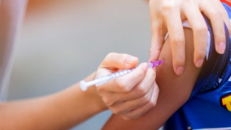 Kituri cu adrenalină în așteptarea vaccinării copiilor, ZCH NEWS - sursa ta de informații