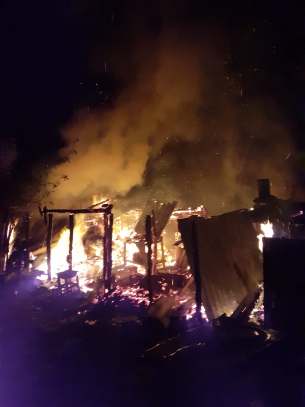 Foto. Incendiu de la cazanul cu țuică , ZCH NEWS - sursa ta de informații