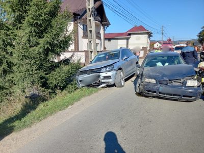 Două persoane au ajuns în spital după un accident la Stulpicani, ZCH NEWS - sursa ta de informații