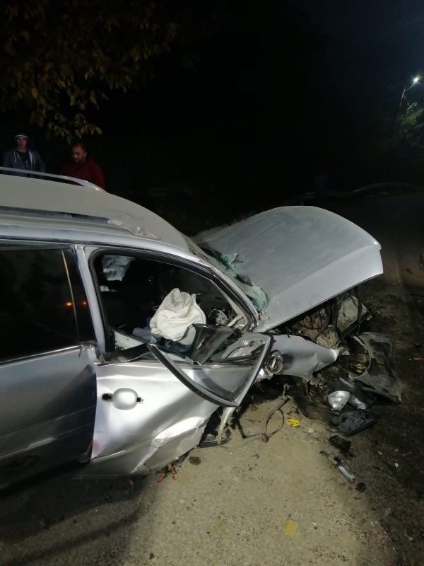 S-a izbit cu mașina de un cap de pod și-a ajuns în spital, ZCH NEWS - sursa ta de informații