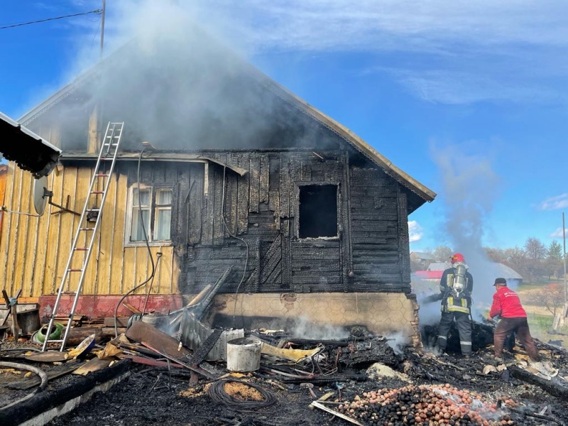 Incendiu puternic în comuna Bălăceana, ZCH NEWS - sursa ta de informații