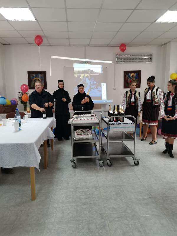 Agapia: Ziua Internaţională a Persoanelor Vârstnice sărbătorită la căminul de bătrâni de la Mânăstirea Văratec, ZCH NEWS - sursa ta de informații