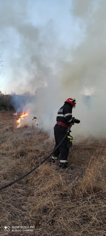 Botoșani: Opt incendii cu pagube de 50 de mii de lei într-o singură zi, ZCH NEWS - sursa ta de informații