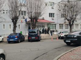 DIICOT Neamț: Prejudiciu de 6 milioane lei din concendii medicale fictive. 12 persoane duse la audieri
