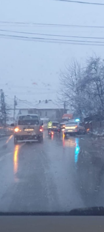 FOTO. 4 mașini implicate într-un accident la Humulești, ZCH NEWS - sursa ta de informații