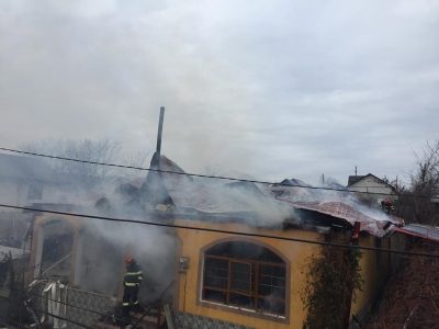 FOTO. Casă distrusă de flăcări în Horgeşti, ZCH NEWS - sursa ta de informații