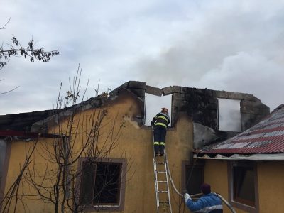 FOTO. Casă distrusă de flăcări în Horgeşti, ZCH NEWS - sursa ta de informații